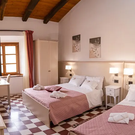 Al Cinghiale 3*